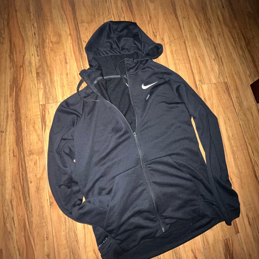 Mens Nike drifit